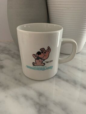 1980s Canadas Wonderland Scrappy doo mug